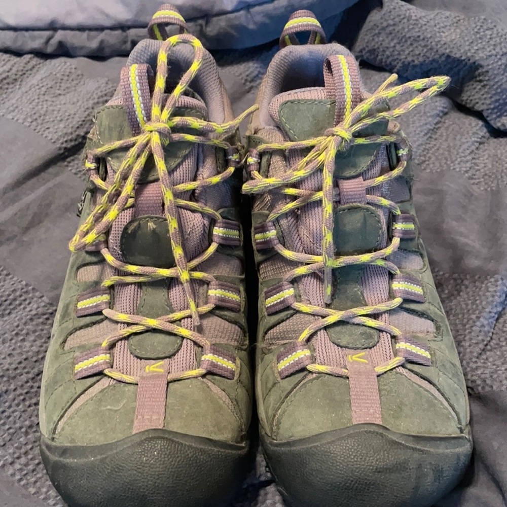 Keen shoes